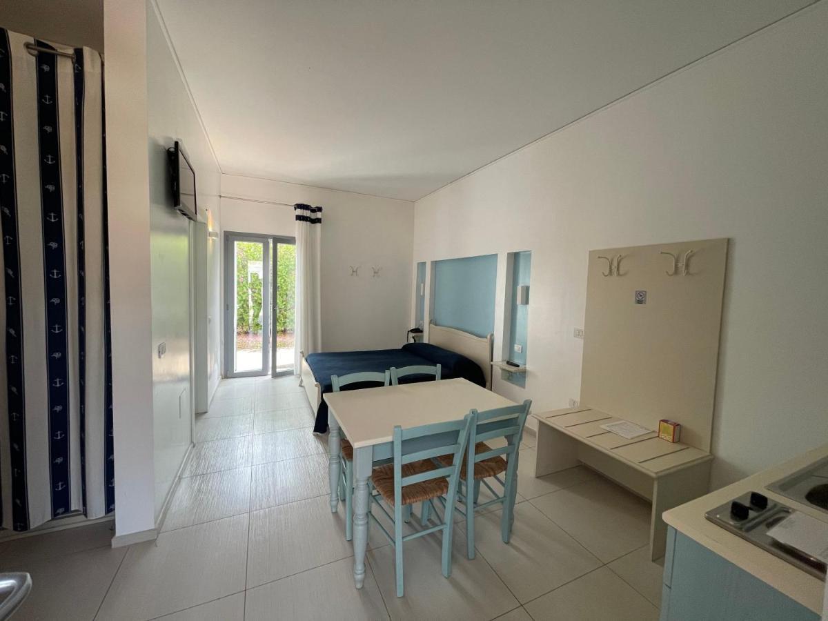 Baia Sangiorgio Hotel Resort Bari Esterno foto