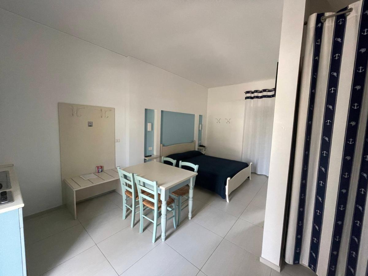 Baia Sangiorgio Hotel Resort Bari Esterno foto