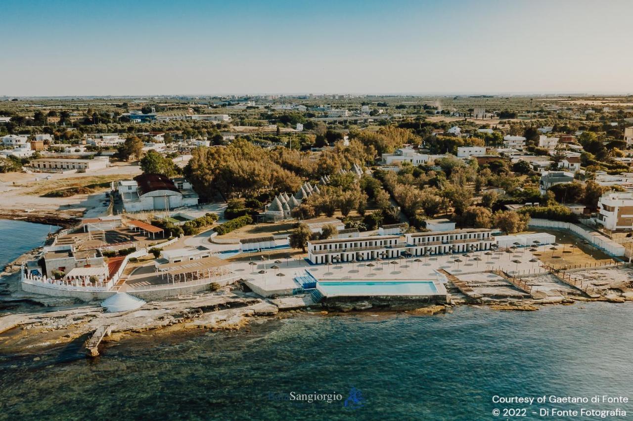 Baia Sangiorgio Hotel Resort Bari Esterno foto
