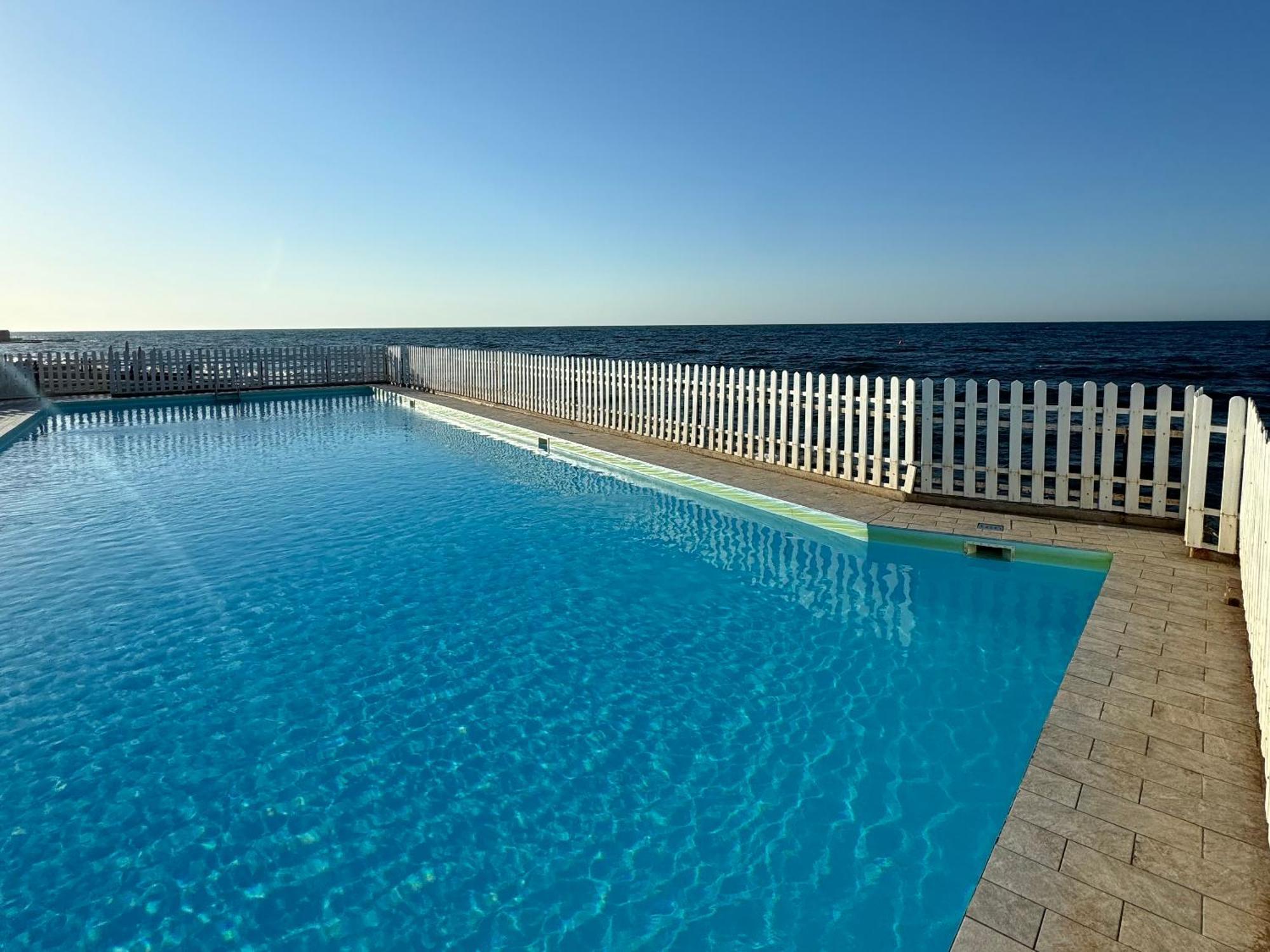 Baia Sangiorgio Hotel Resort Bari Esterno foto